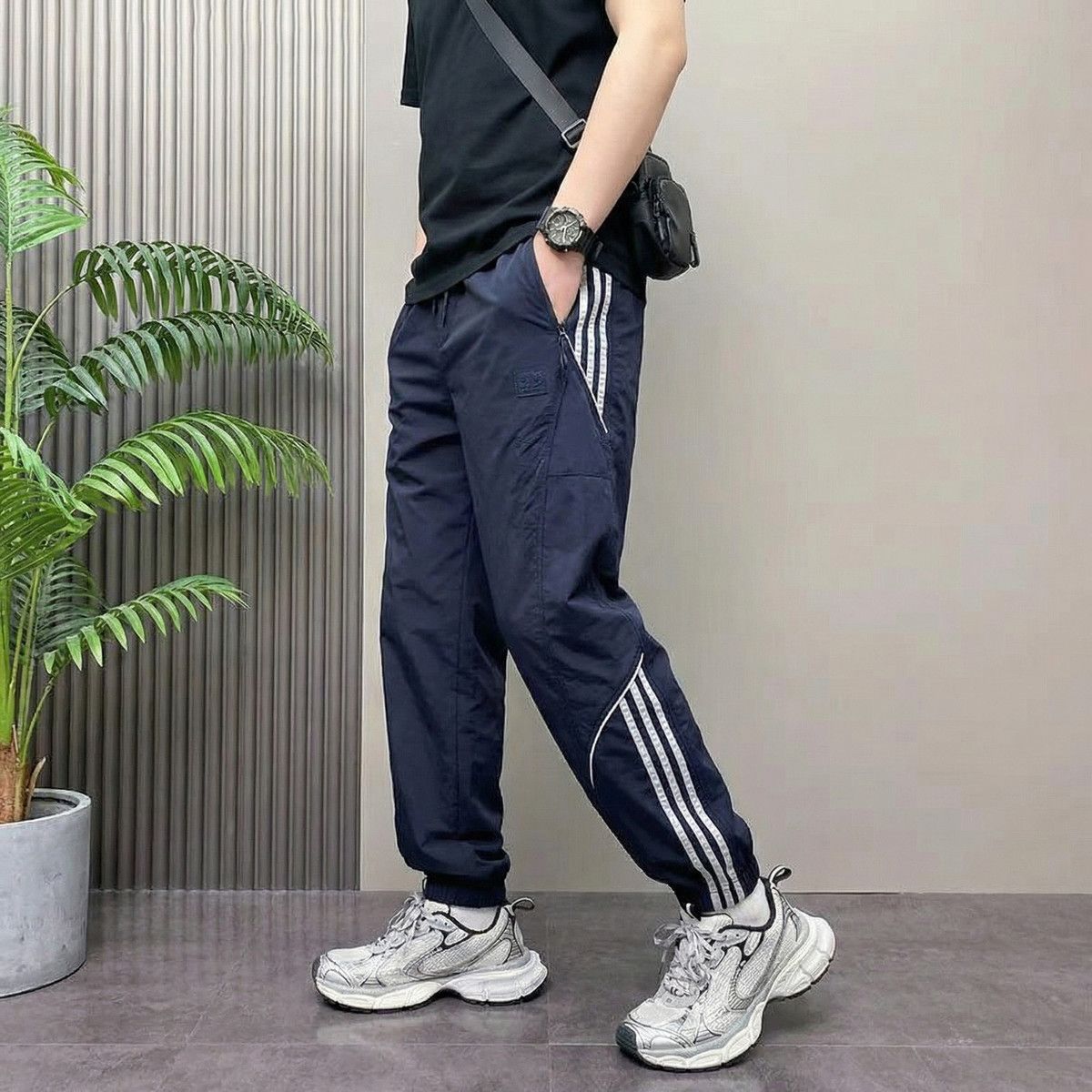 春秋宽松运动裤男休闲九分大码工装长裤子加肥束脚薄冰丝速干透气图片