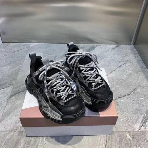 老爹鞋女休闲复古东大门2023