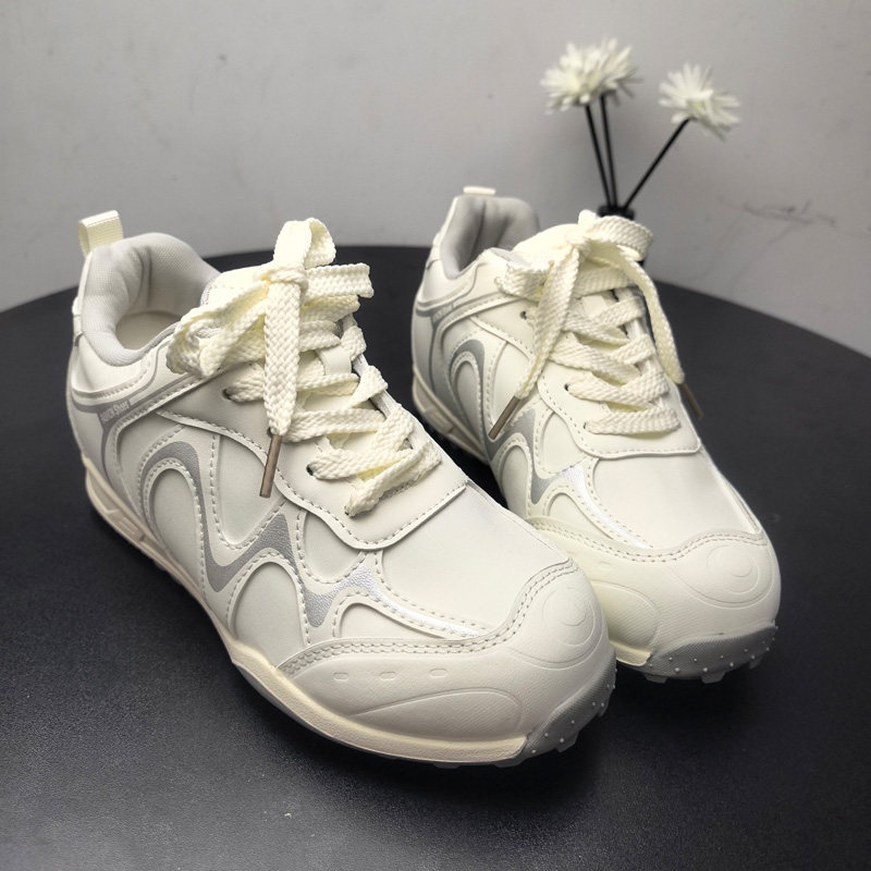 内增高德训鞋女白色厚底阿甘鞋百搭显脚小运动休闲鞋春季低帮系带