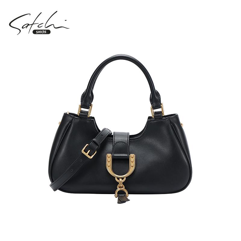 沙驰新款单肩女手拎牛皮新月包