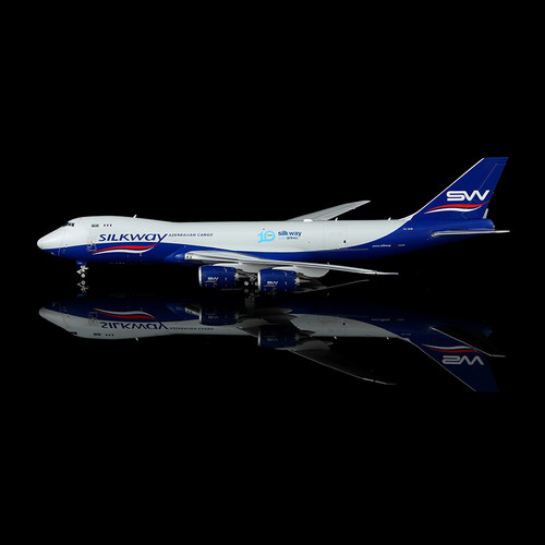 HX Model阿塞拜疆丝路航空波音747-8F飞机模型合金收藏摆件1:400