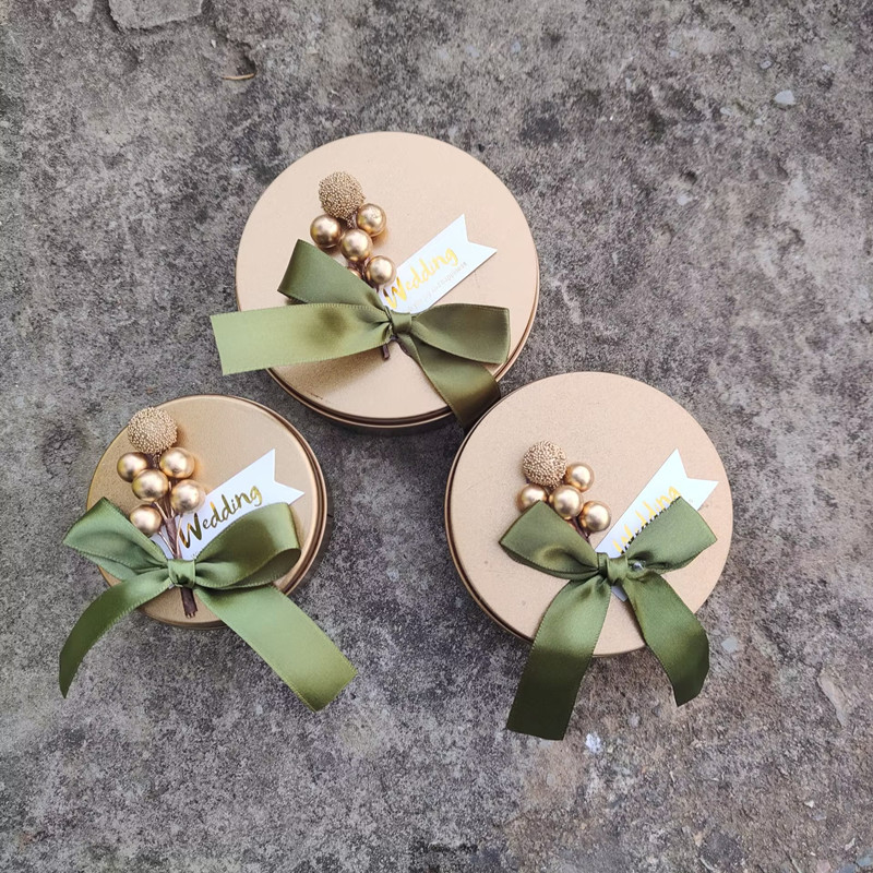 欧式马口铁盒创意INS风森系圆形金色礼品盒结婚糖果包装定制卡片