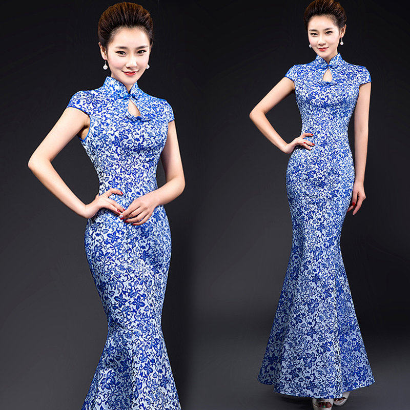 2023新款锦缎新年会晚礼服中式改良宴会演出优雅鱼尾修身长旗袍