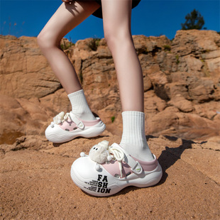 包头鞋 卡通毛球洞洞鞋 夏季 踩屎感拖鞋 带跟外穿女生沙滩凉拖 女个性