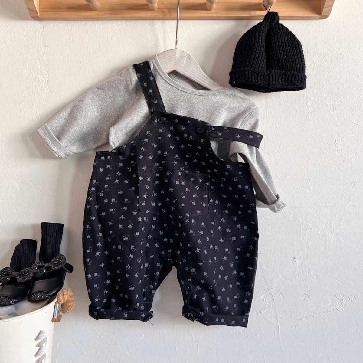 婴幼儿碎花背带长裤秋新款女童宝宝韩版连体服可开档大裤潮裤子棉
