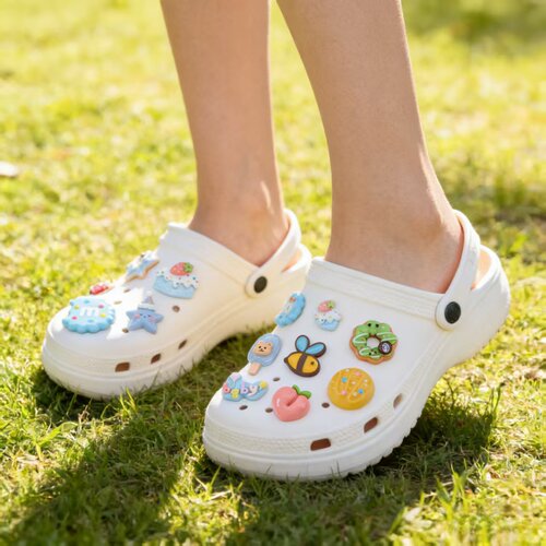 趣味卡通可爱crocs洞洞鞋扣