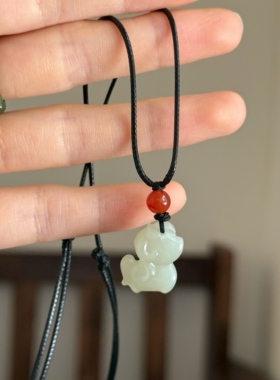 天然和田玉小马项链本命年锁骨链