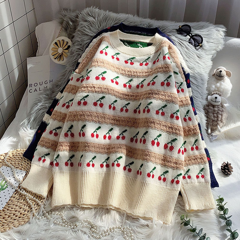 2020秋冬新款韩版宽松显瘦圆领长袖条纹樱桃钩花慵懒针织衫毛衣女