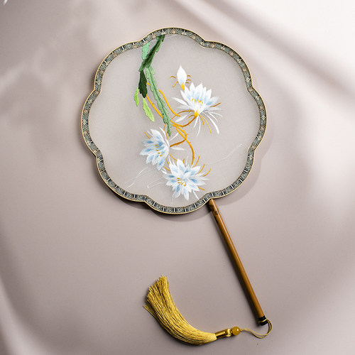 筛月团扇纯手工双面绣