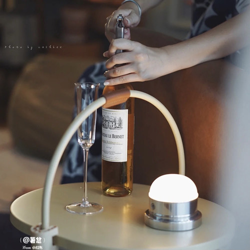 年轮公园铸铝黄铜充电磁吸台灯