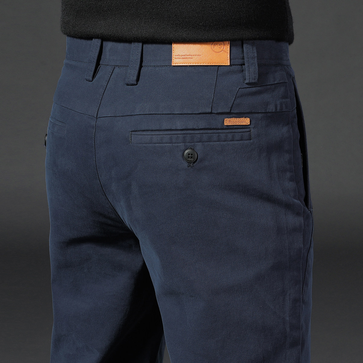 香港2025年春秋款高级感休闲裤男款修身直筒商务百搭抗皱西装裤男