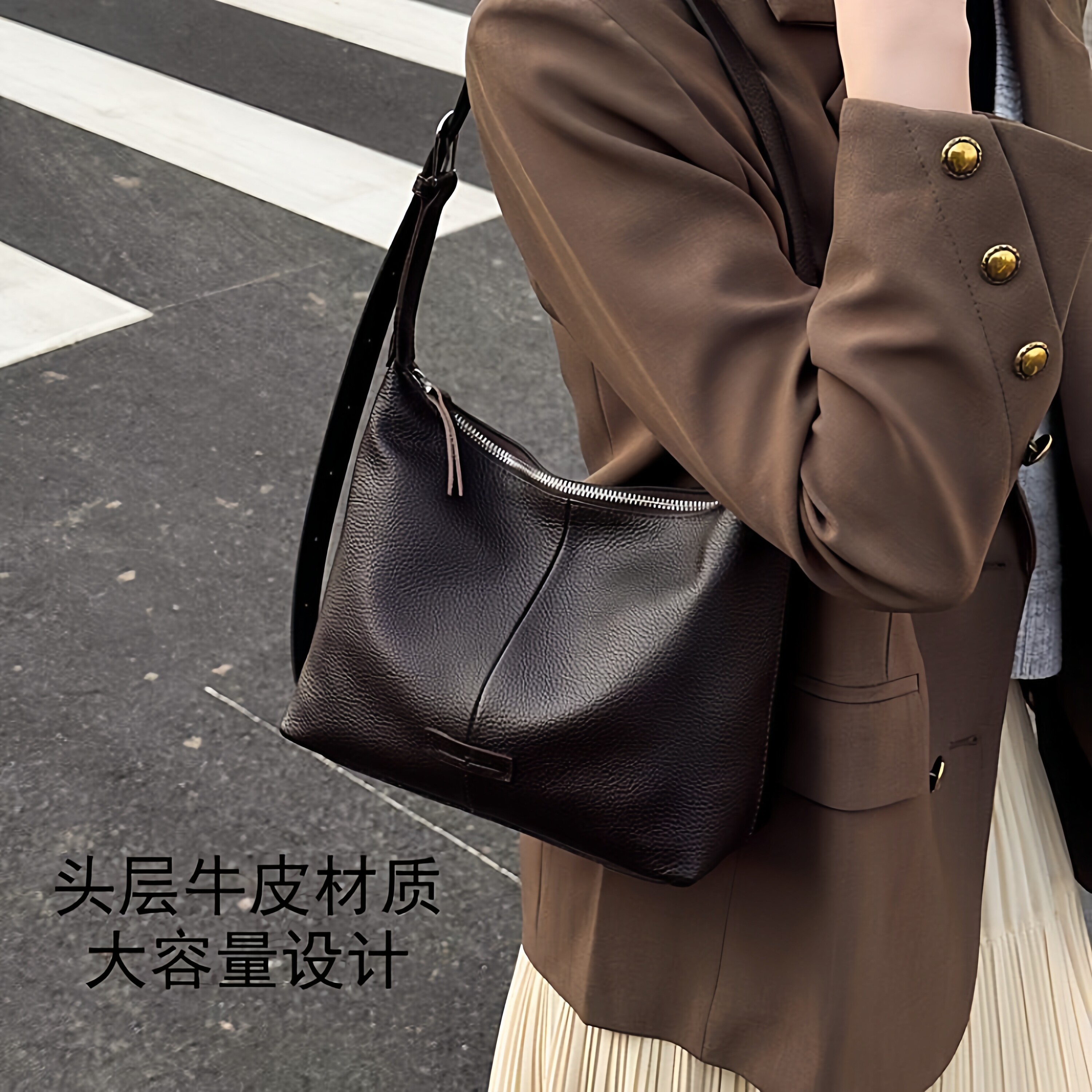 头层牛皮水桶包女 2026新款真皮大容量单肩包 高级感通勤斜挎包