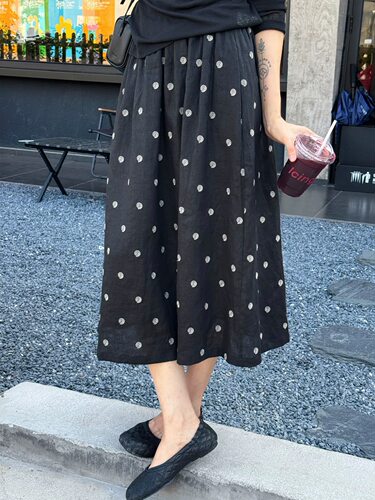 周浪清亚麻波点a字半身裙女2026新款夏季小个子黑色薄款刺绣裙子