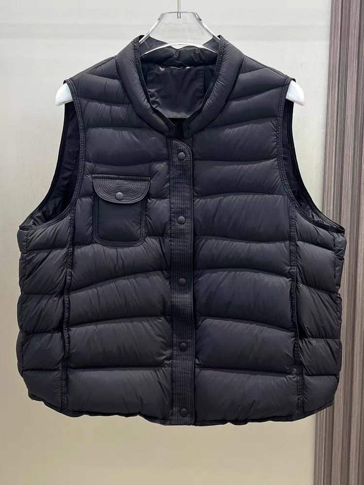 圆领羽绒马甲女短款轻薄款2025秋季新款白鸭绒背心韩版外套面包服