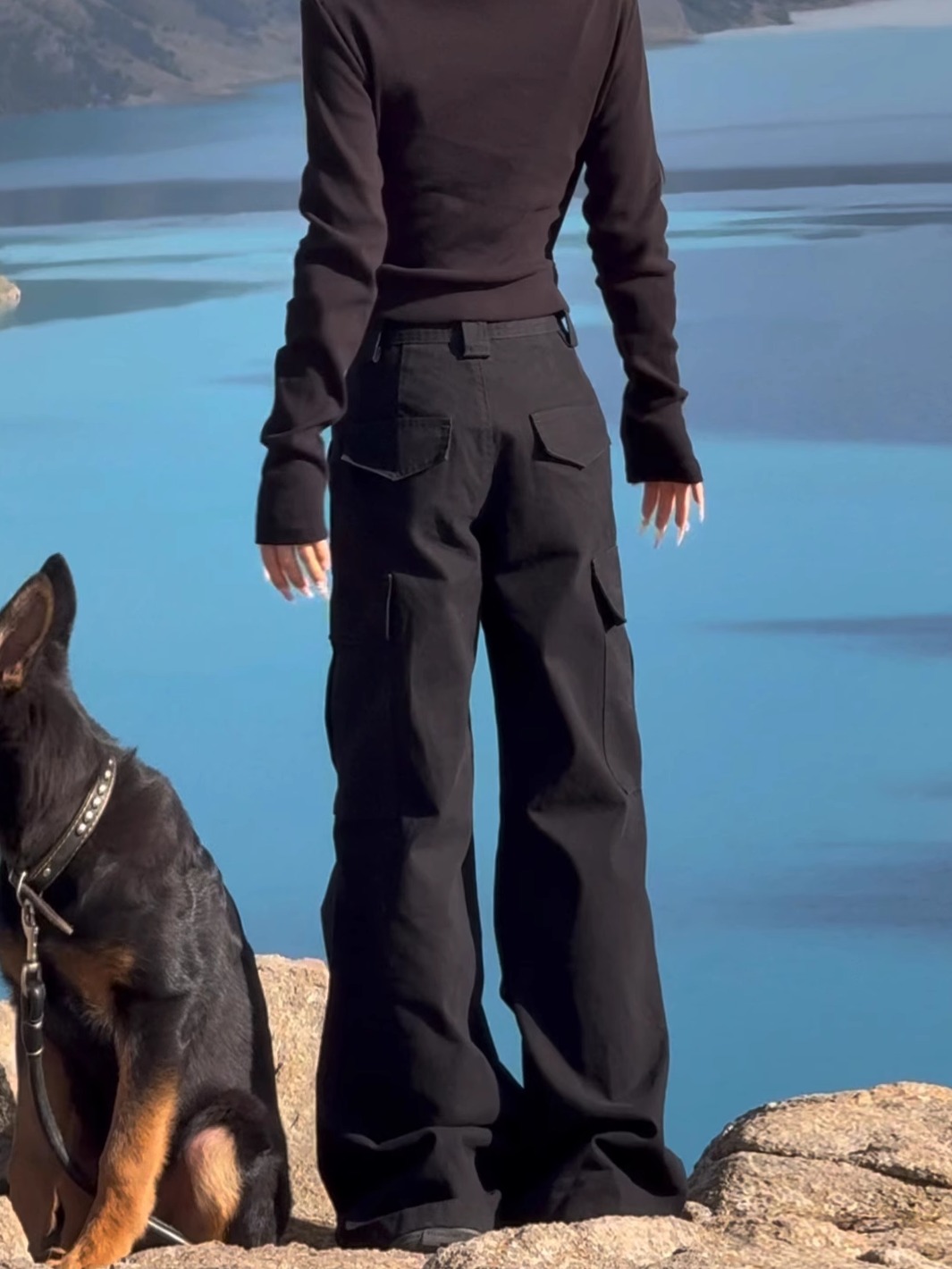 黑色酷飒风高腰阔腿工装裤女秋天2025新款小个子时尚气质登山裤子