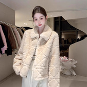 轻奢藤格纹环保水貂绒皮草女秋冬新款 高级感珍珠貂皮毛一体短外套