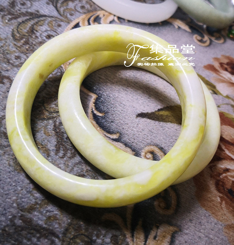 天然大口径菜花玉石古典中国风手镯内径62mm外径7.9mm宽15mm厚9mm