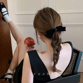 Pree丝绒蝴蝶结鸭嘴发夹女后脑勺2026新款 女孩高级感发饰侧边夹