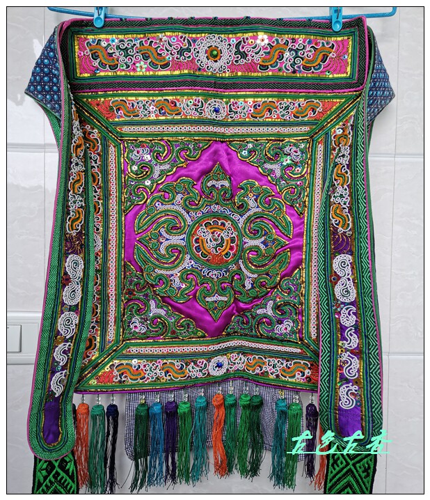 贵州原创民族风手工绣品苗族侗族刺绣老绣片精品老式背带a310