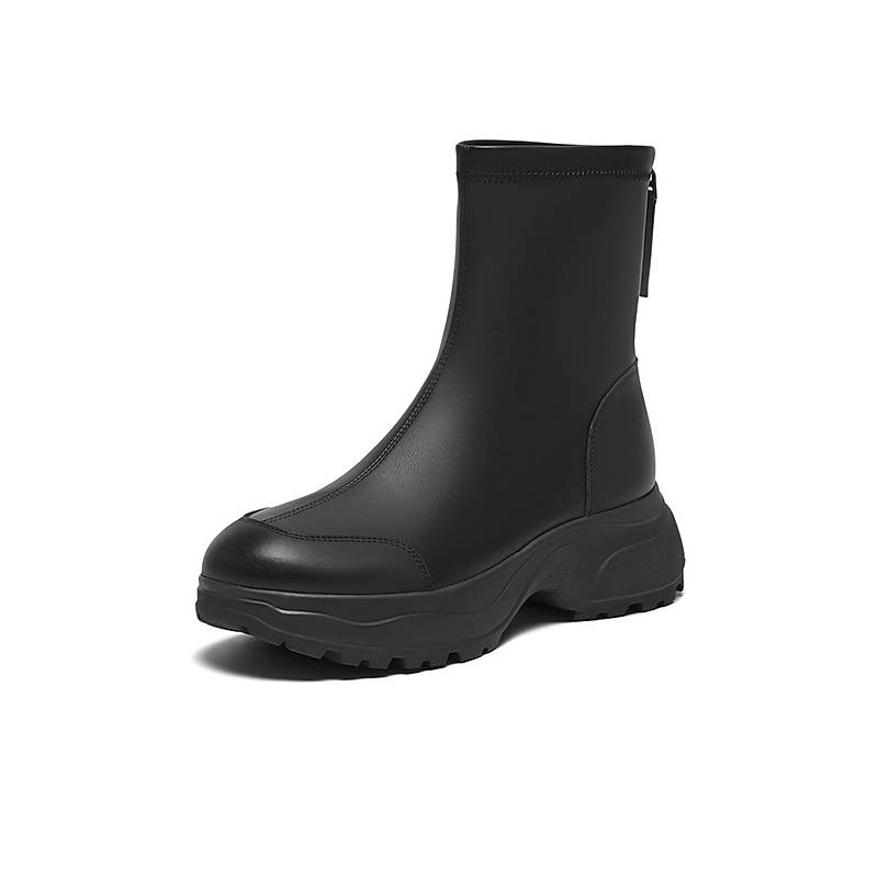 百思图2024秋冬商场新款潮流户外运动风短靴圆头厚底女靴S6061DD4