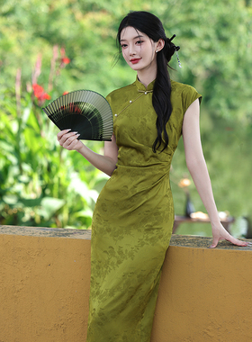 淑女范绿色素雅提花旗袍2026年夏季新款改良新中式日常可穿连衣裙