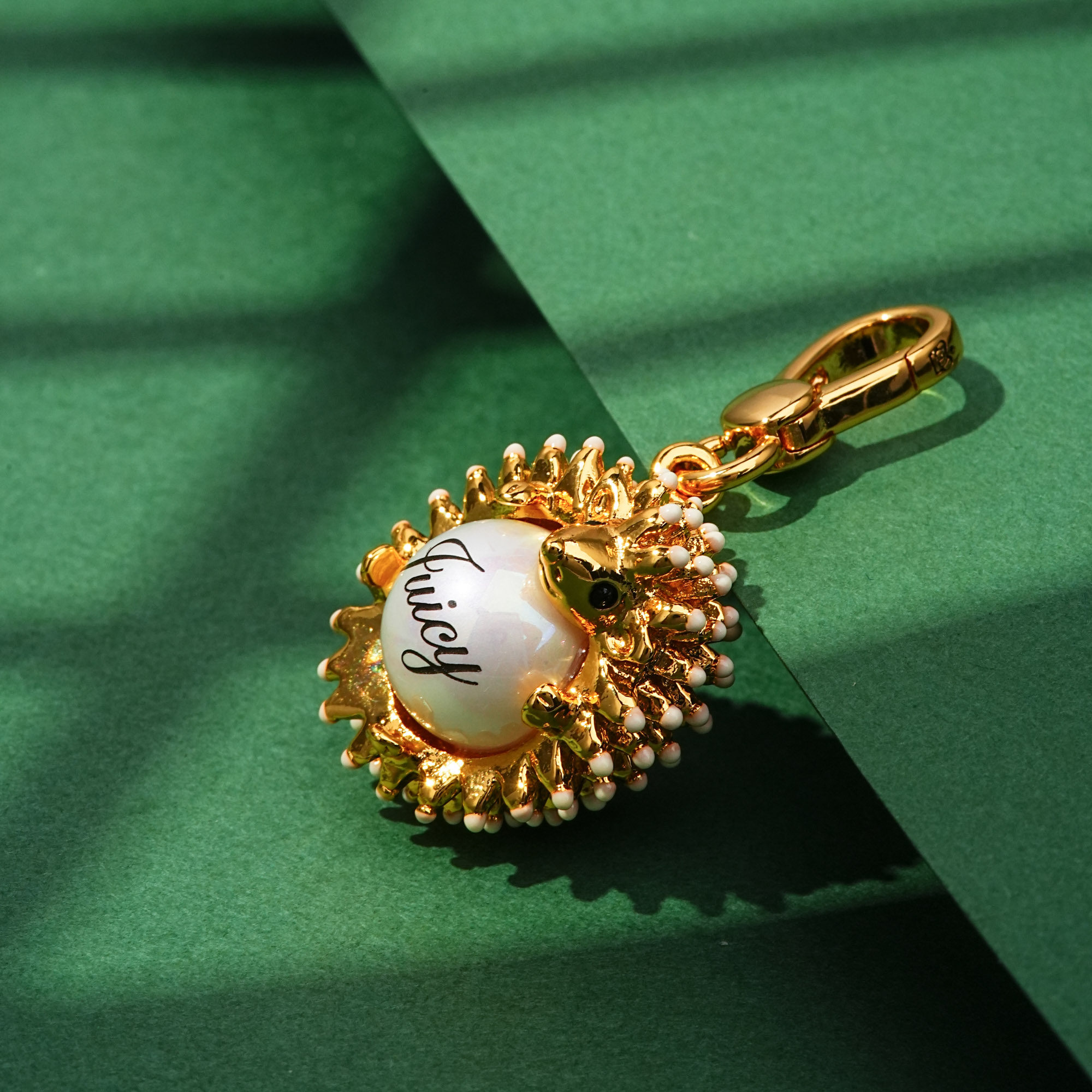 奇趣小众设计立体珐琅釉金色刺猬珍珠吊坠挂饰高级感精美长款项链