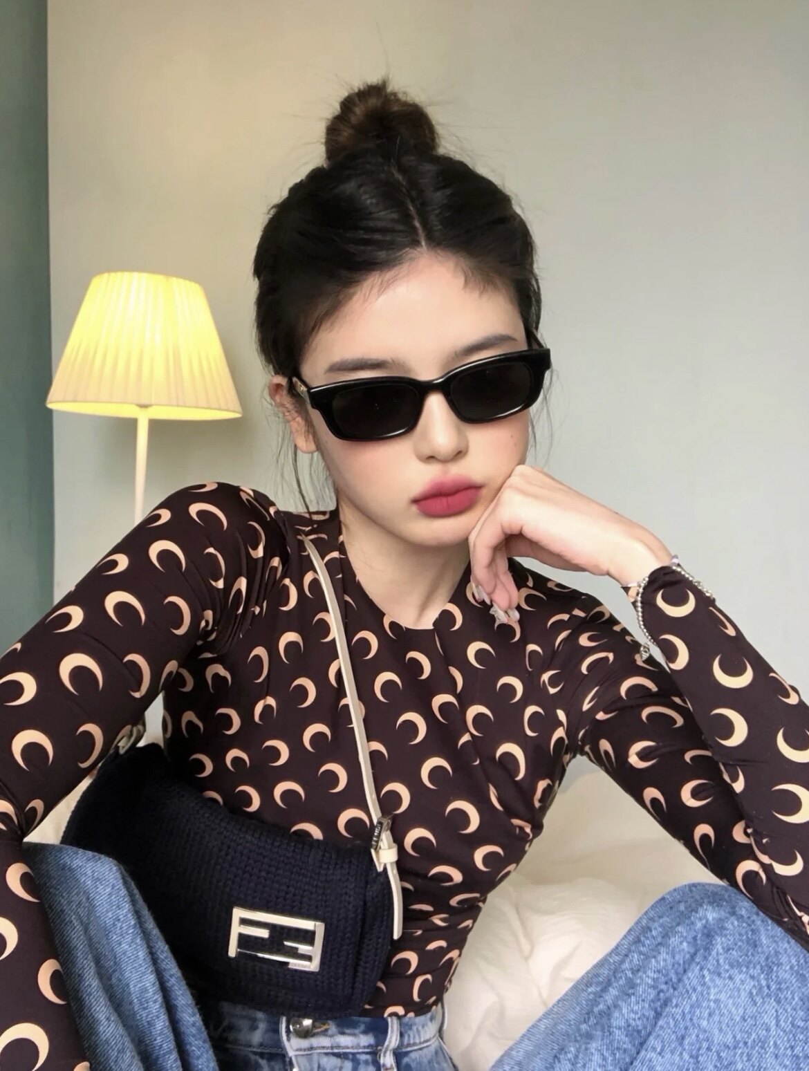 月亮印花冰丝女辣妹长袖打底衫
