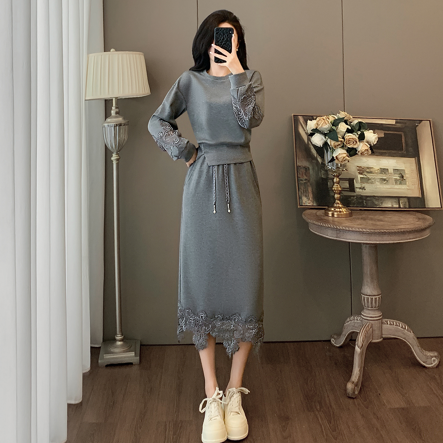 韩系休闲卫衣半身裙减龄超火套装