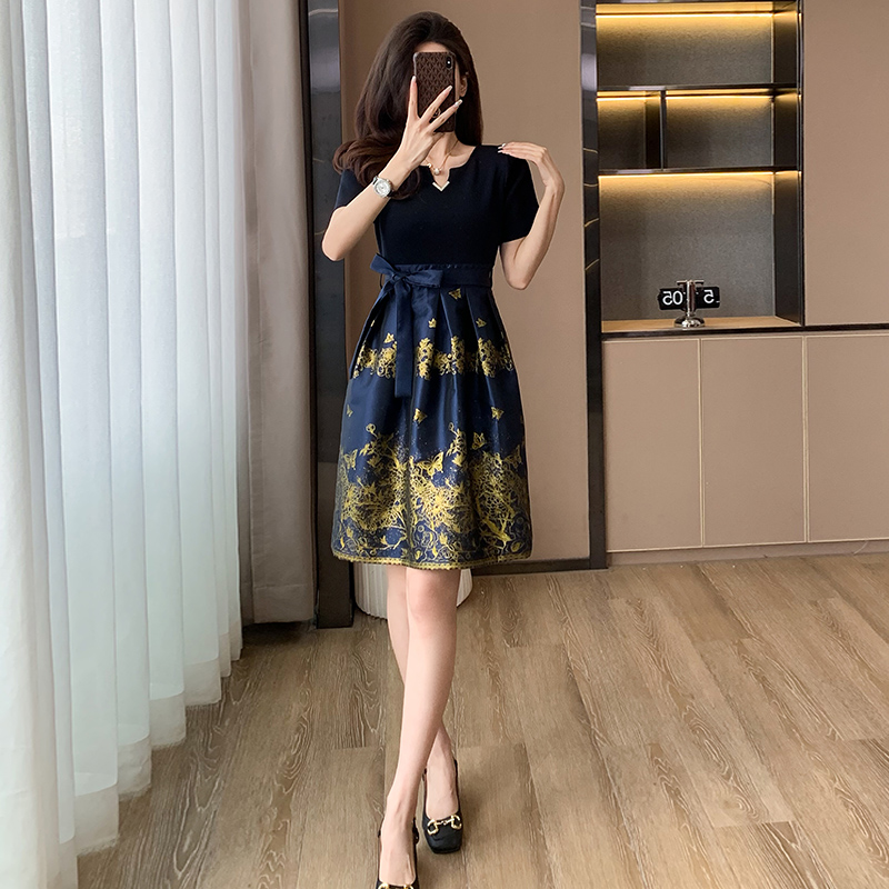 刺绣提花汉服拼接显瘦马面裙
