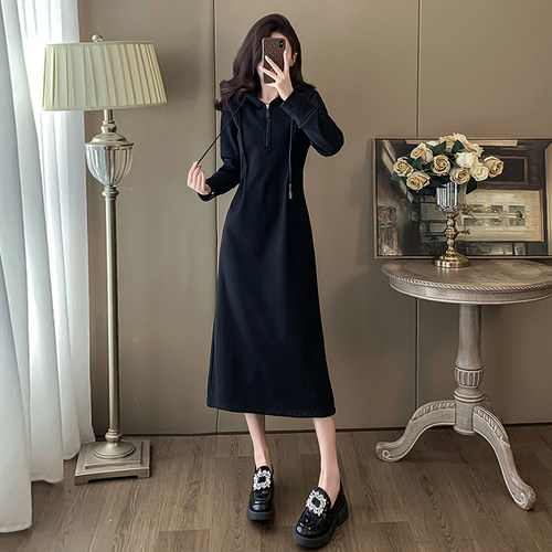 黑色休闲连帽卫衣连衣裙