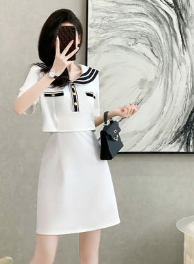 2025夏季新款海军风减龄假两件连衣裙女分段式露腰显瘦白色A字裙