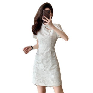 白色旗袍礼服裙女夏季新款高级感小个子短款新中式重工提花连衣裙