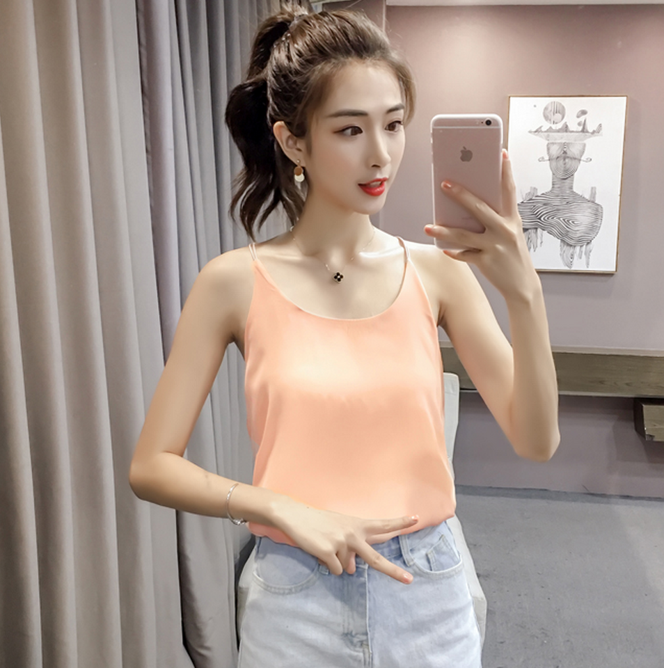 蘑菇街女装特卖2018夏装新款百搭修身外穿短款无袖吊带背心雪纺上