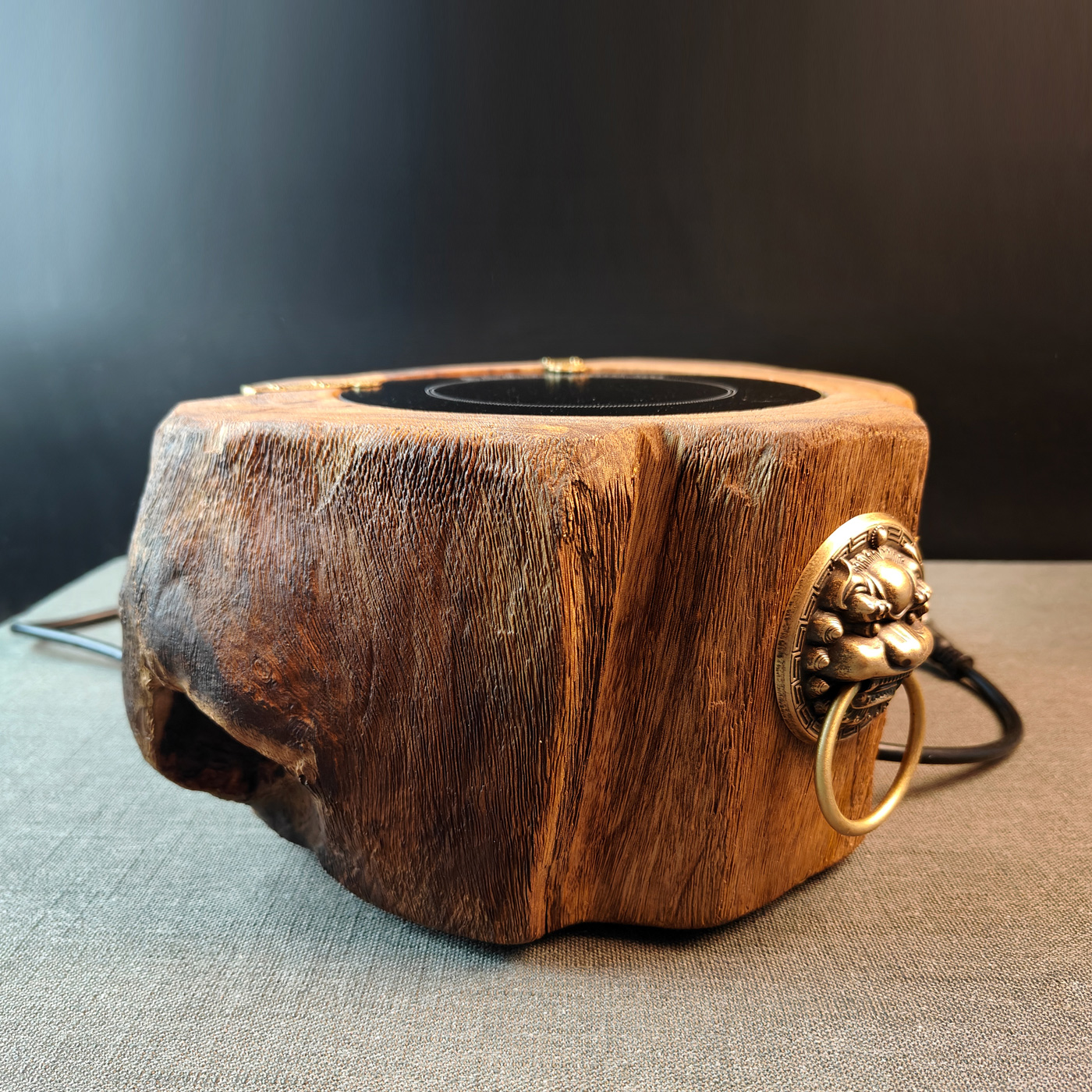 手工制作天然香樟木电陶炉