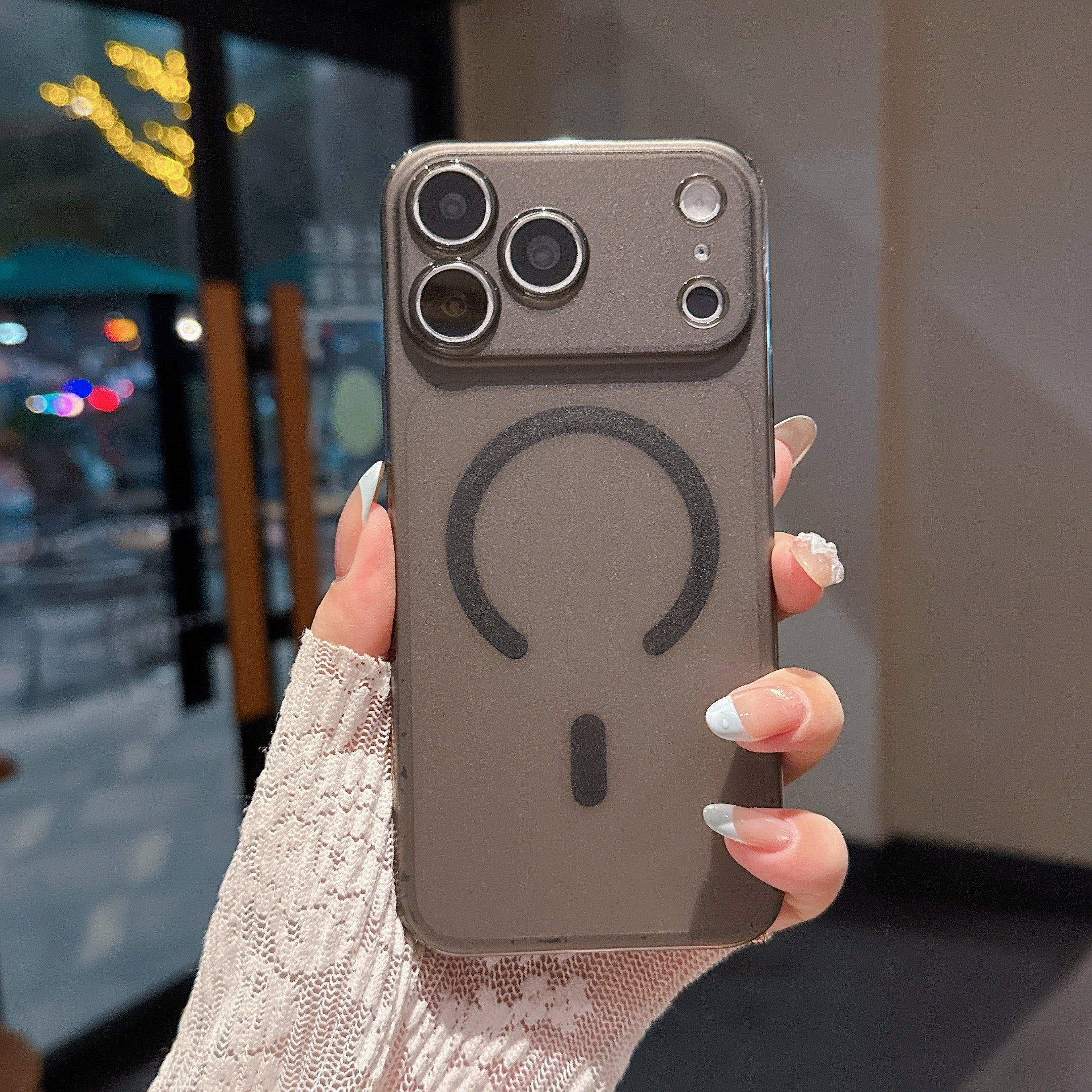 散热冰雾磨砂磁吸适用于iPhone17promax手机壳超薄肤感苹果16promax磁吸全包精孔15/14pro一体相机按键13/12