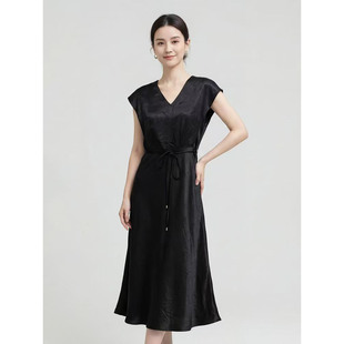 醋酸面料连衣裙裙子女中年妈妈显年轻夏天衣服女款2026新款小黑裙