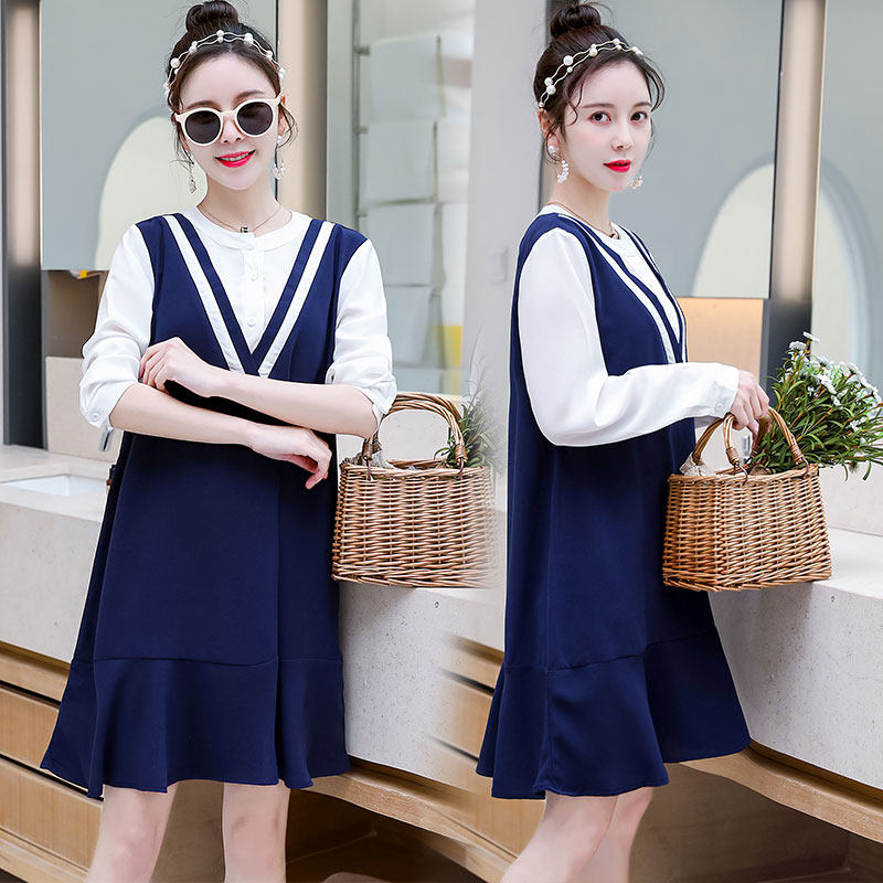 孕妇连衣裙春装2022新款韩版潮妈套装宽松大码裙子时尚怀孕衣服