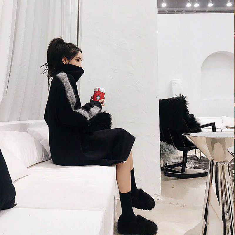 孕妇卫衣连衣裙2021新款时尚韩版秋冬装潮装加绒加厚宽松孕妈长裙