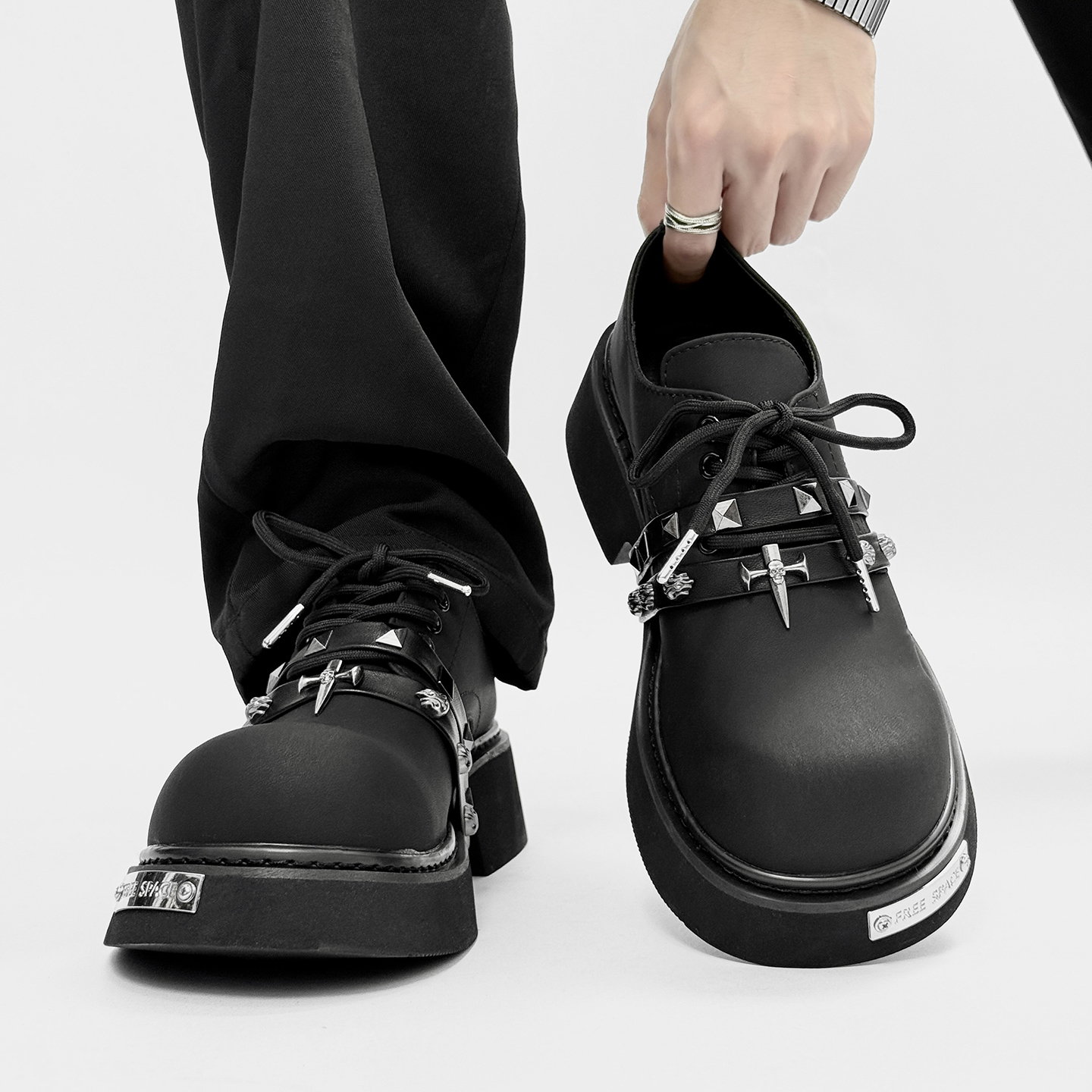 cos小众朋克风大头皮鞋男