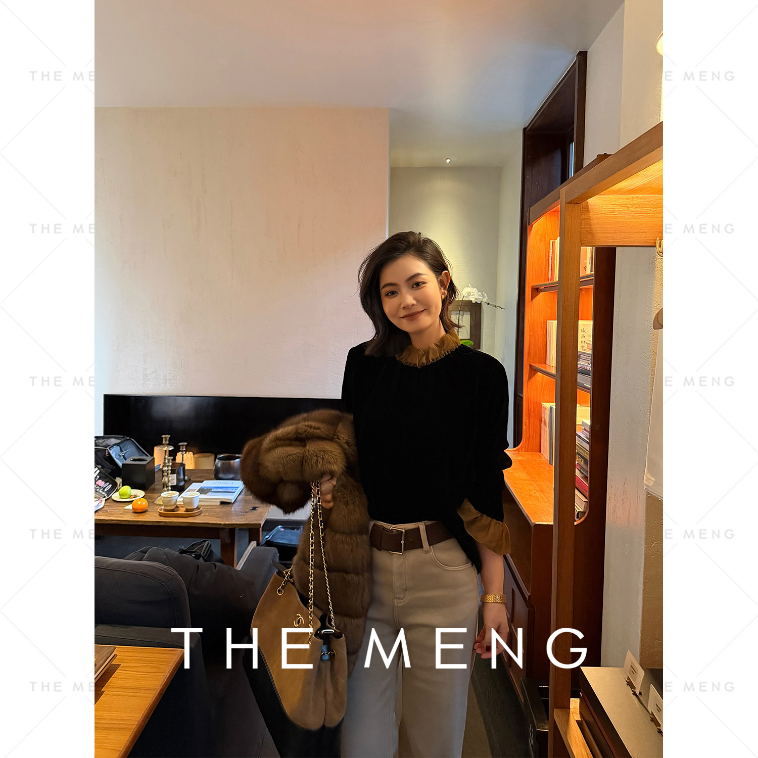 THE MENG”夜巴黎“桑蚕丝丝绒纤维女王木耳边打底衫