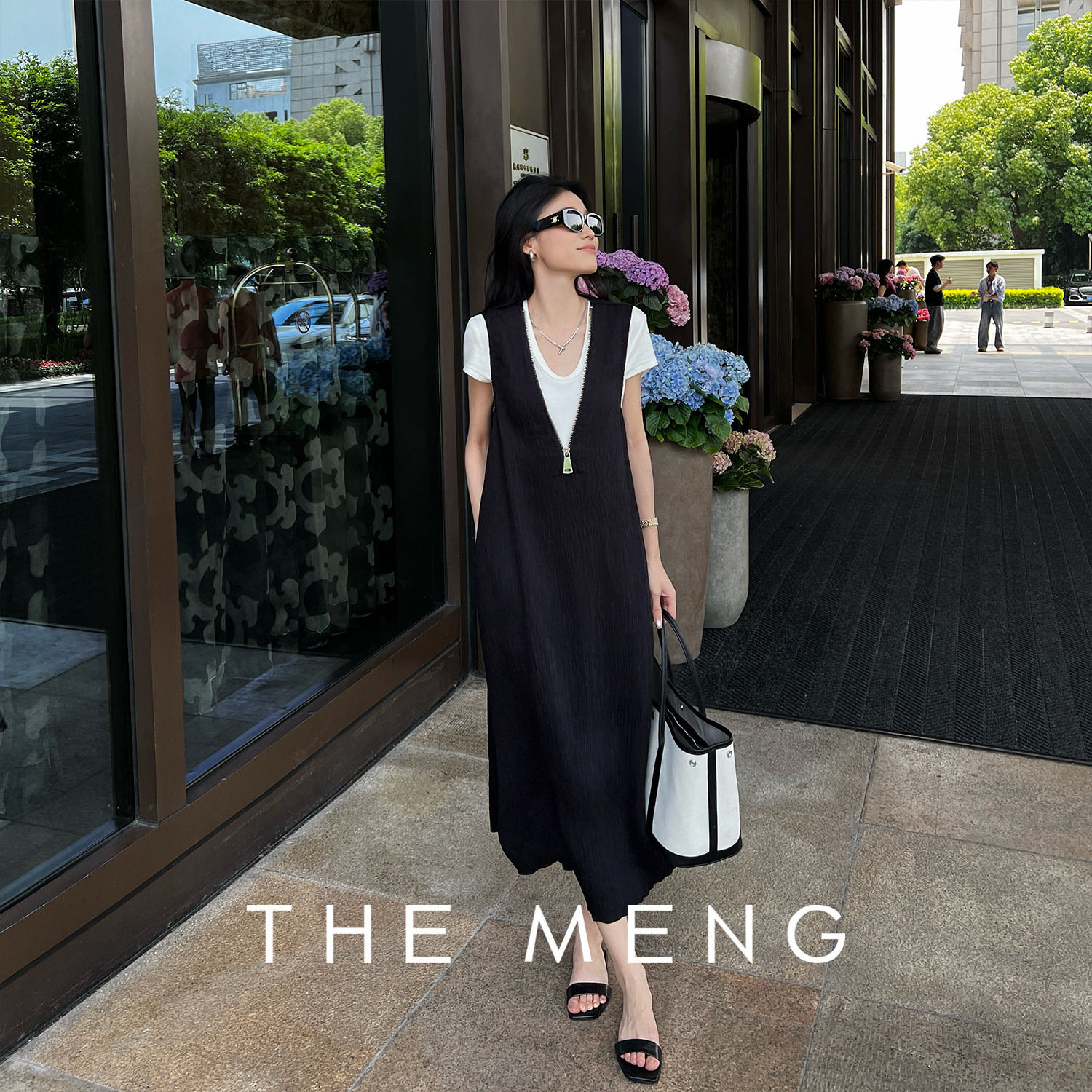 THE MENG【慕夏】优雅通勤显瘦无袖拉链连衣裙#M252G0406 LZ