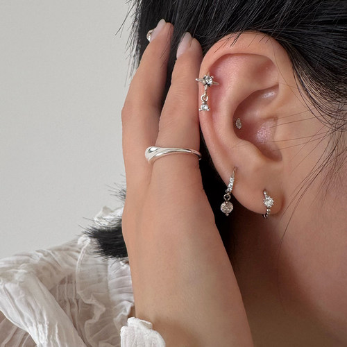 通体s925银星星灵动耳钉爆闪耳环