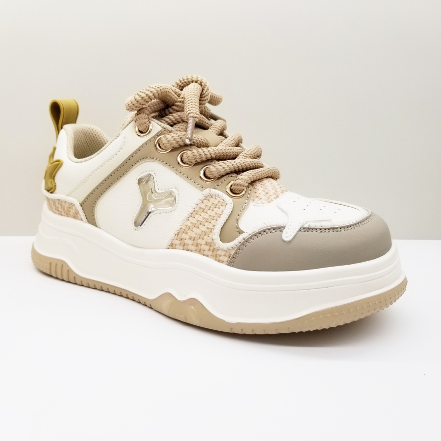 意尔康女鞋2025春季新款休闲粗鞋带白杏拼色轻便厚底Y字学生板鞋