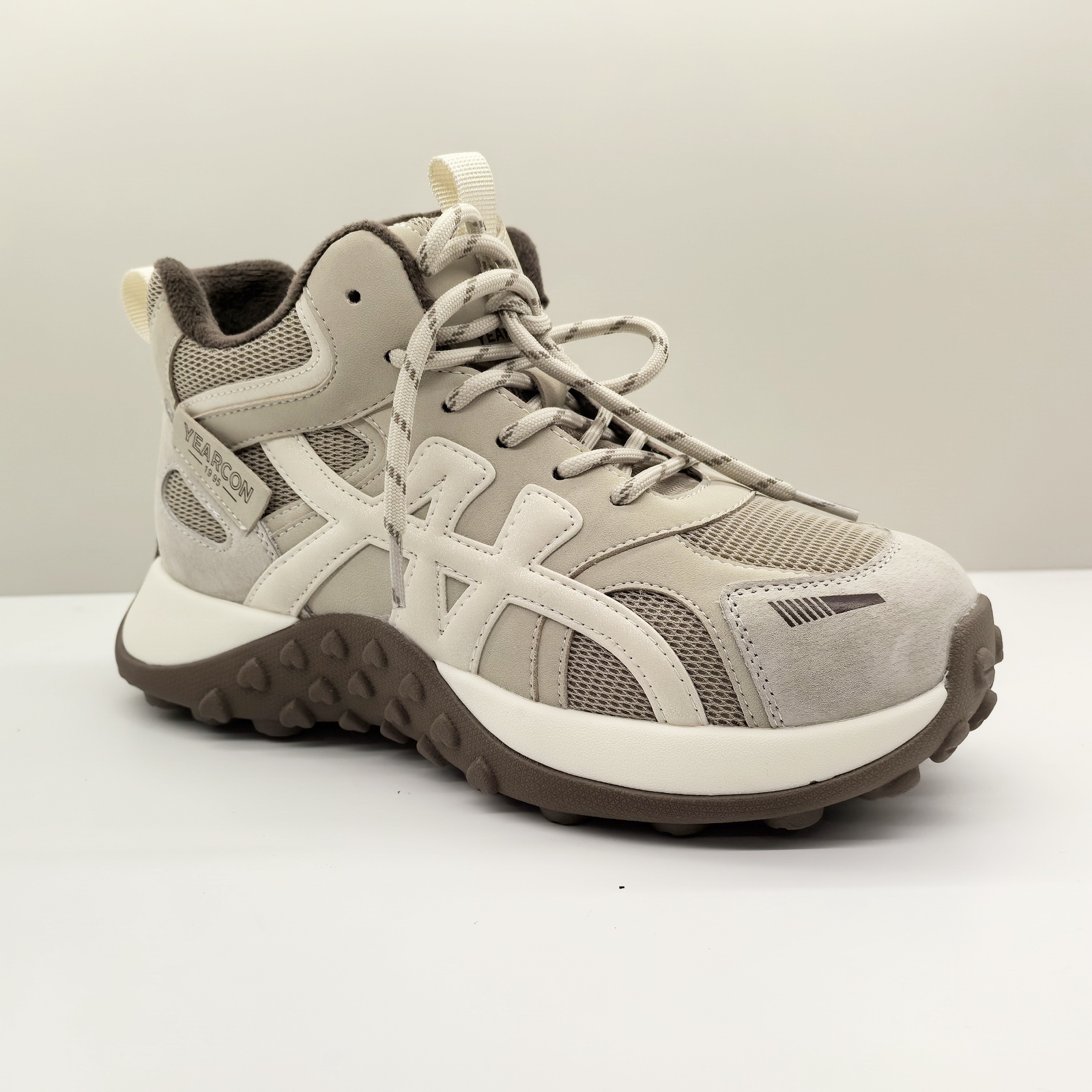 意尔康女鞋2025冬季新款高帮厚底防滑运动休闲老爹鞋加绒网面棉鞋