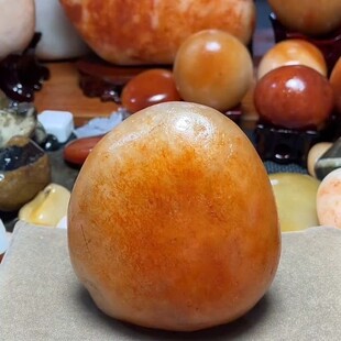 新疆乌尔禾戈壁滩地表金丝玉原石,籽形完整,蜡石玉质细腻纯天然