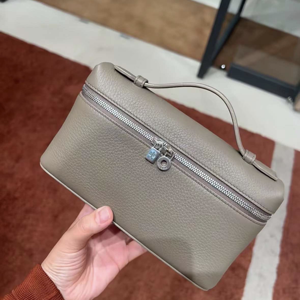 Lp饭盒包19mini号牛皮斜挎手拎loro piana extra pocket L19中检