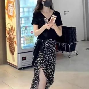 开叉包臀半身裙子两件套 黑色碎花套装 裙2025夏季 新款 棉T恤上衣女