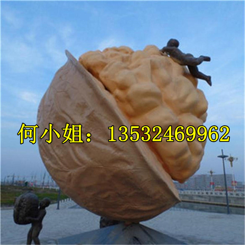 坚果园区打造玻璃钢仿真核桃雕塑树脂碧根果大型夏威夷果雕像定制