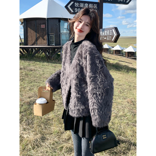 灰色羊羔毛外套女冬季2025新款短款皮毛一体高级感洋气毛茸茸棉服