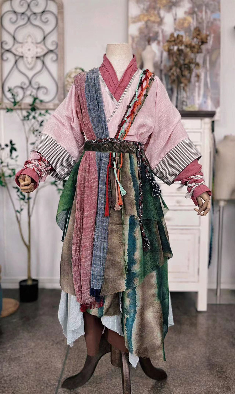 郑合惠子棉麻侠女服装